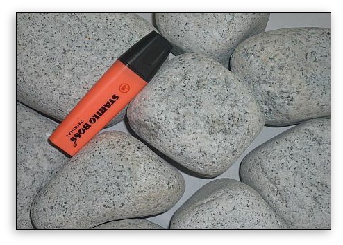Jumbo sunda speckled pebbles